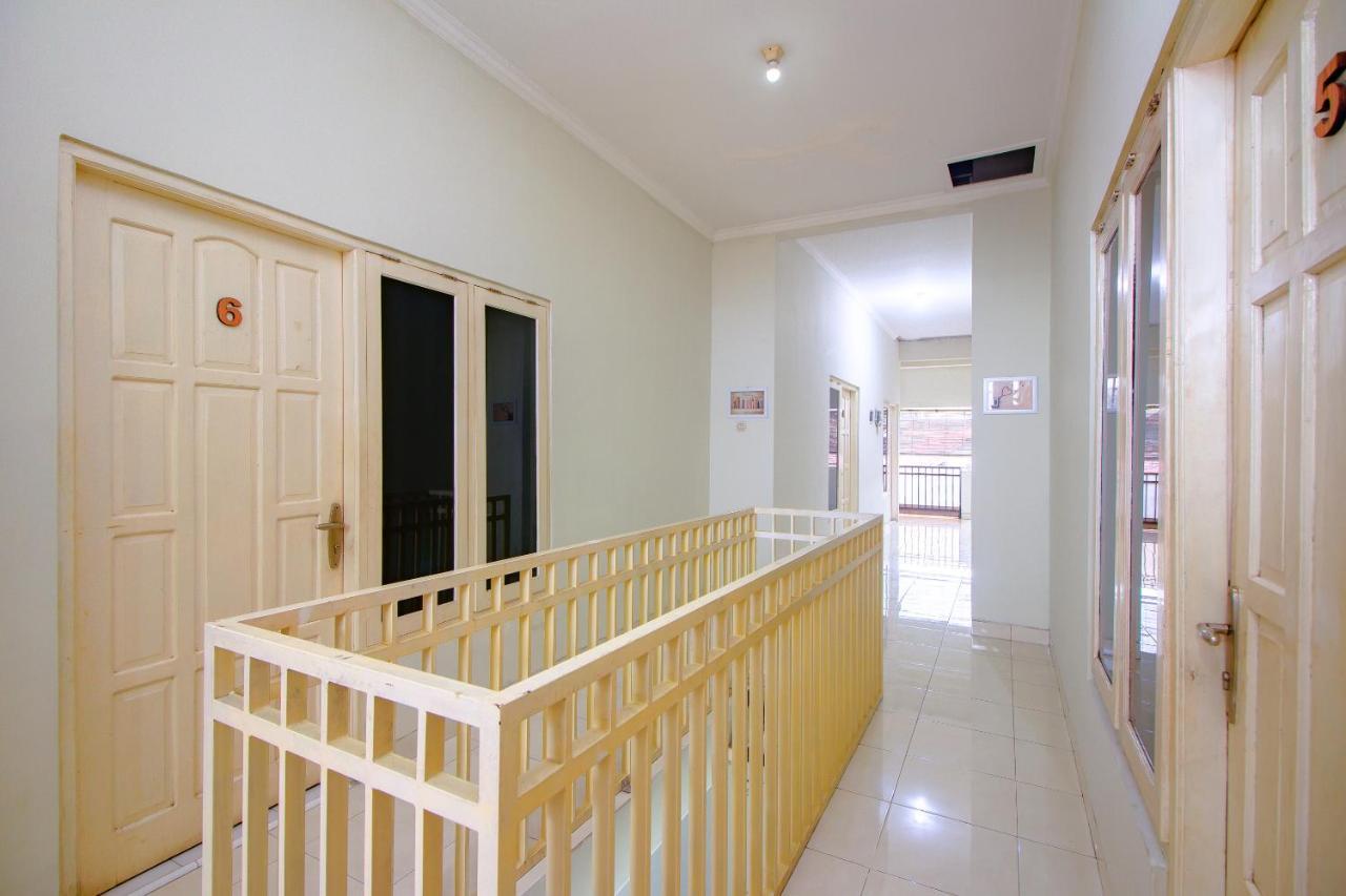 Oyo 3083 D Kost 3 Syariah Ξενοδοχείο Γιογκιακάρτα Εξωτερικό φωτογραφία